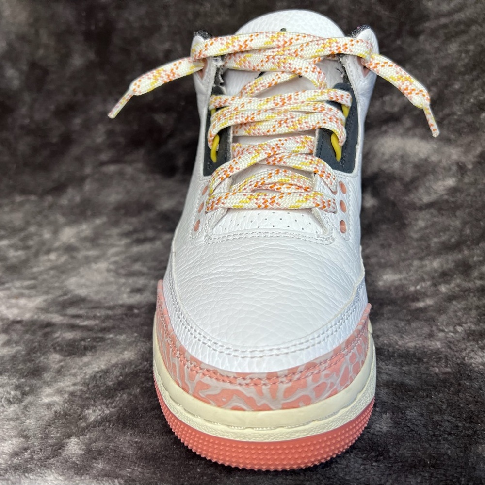 Jordan Athletic Shoes White and Coral